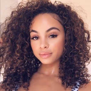 Meet your Posher, Jas